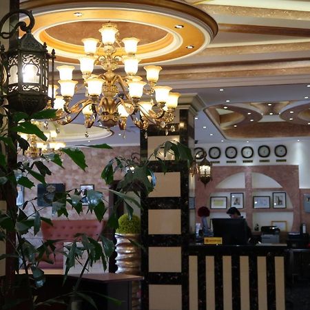 Boulevard Palace Monrovia Exterior foto