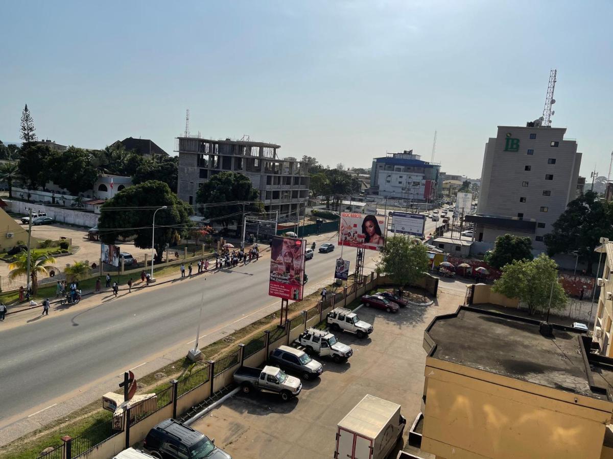 Boulevard Palace Monrovia Exterior foto