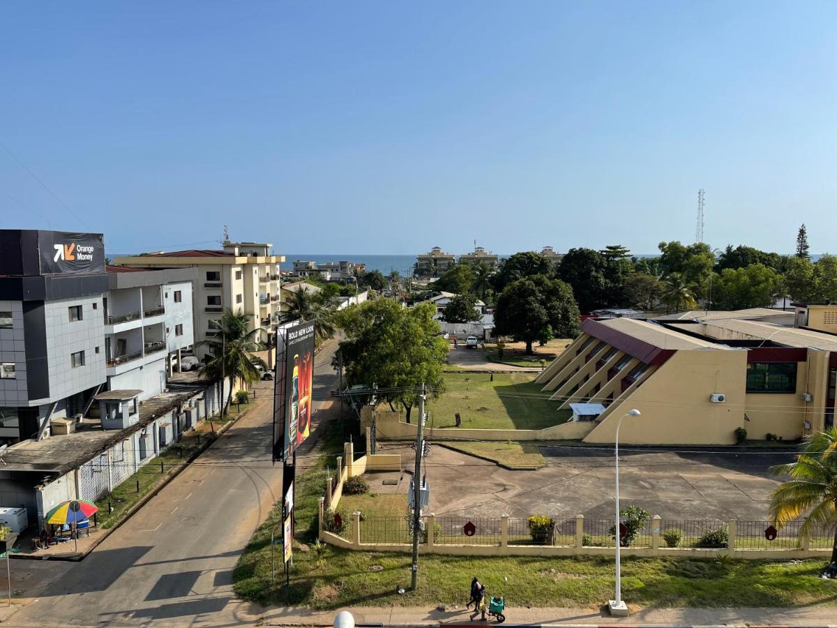 Boulevard Palace Monrovia Exterior foto