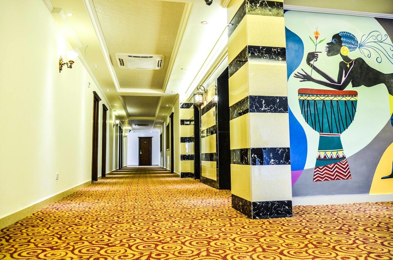 Boulevard Palace Monrovia Exterior foto